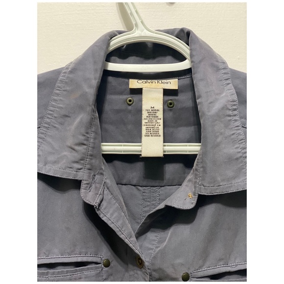 Calvin Klein button down top - Picture 2 of 2
